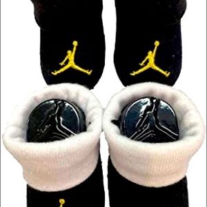 Jordan’s Newborn Booties 2pk